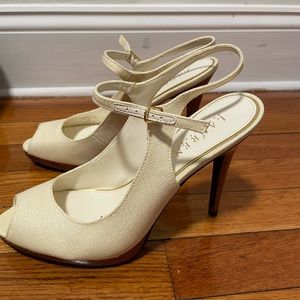 BRAND NEW RALPH LAUREN HEELS PERFECT FOR SUMMER